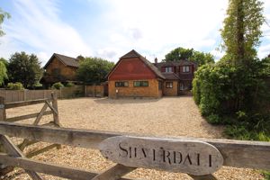 Front External- click for photo gallery